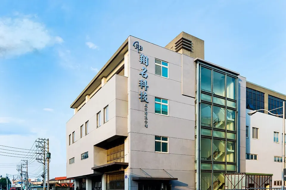 萬傳媒:翔名 AI 浪潮下的隱形軍火商!